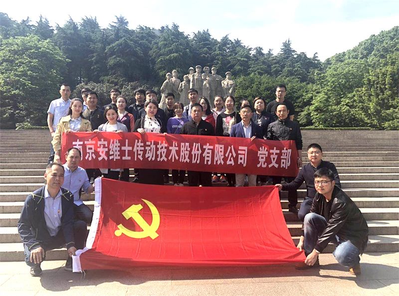 1558660683128535ED56.jpg 0 (1).jpg